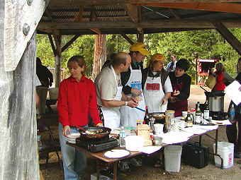 Lots of cooks